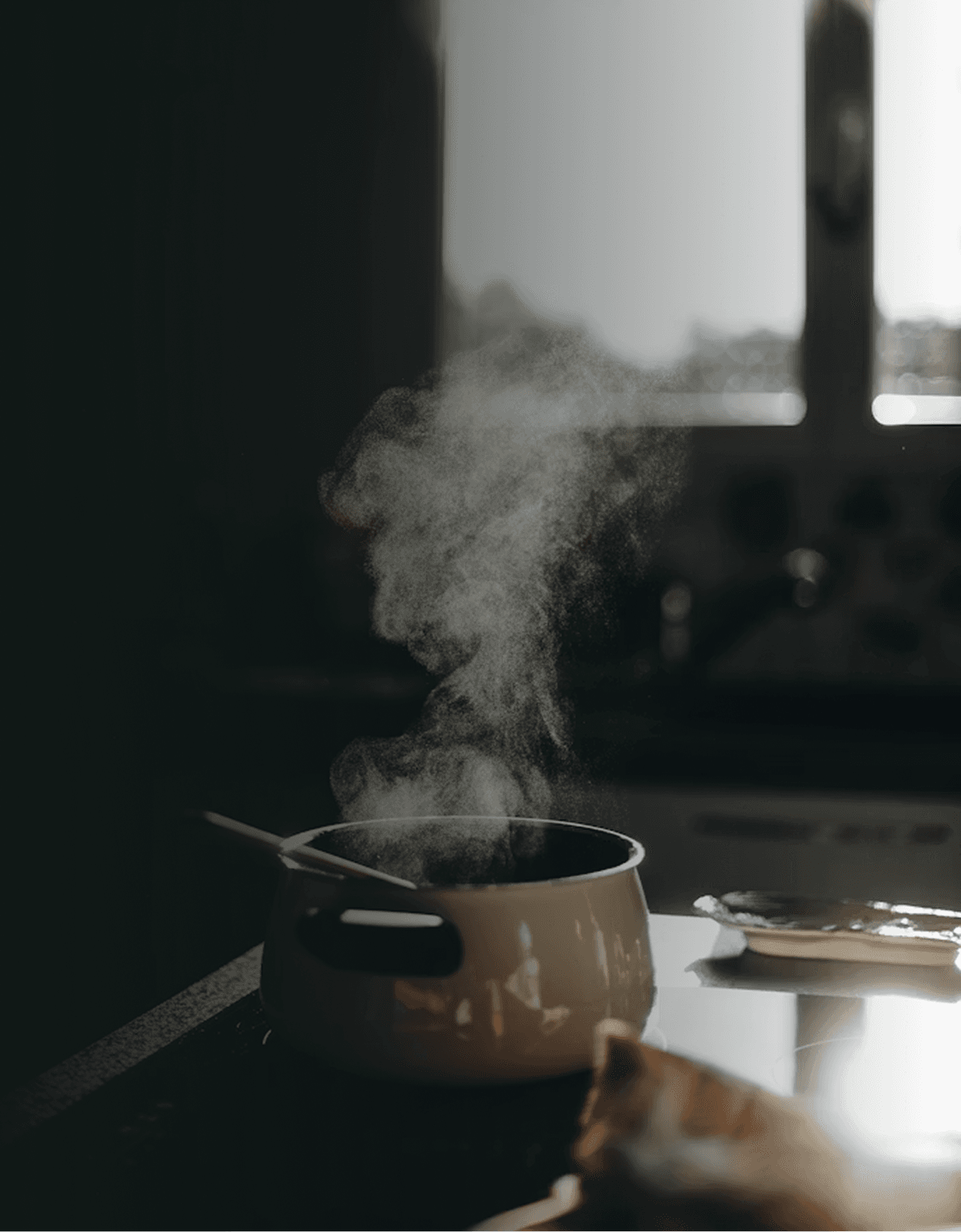 Steaming pot in a kitchen — expert-tested microwave guides